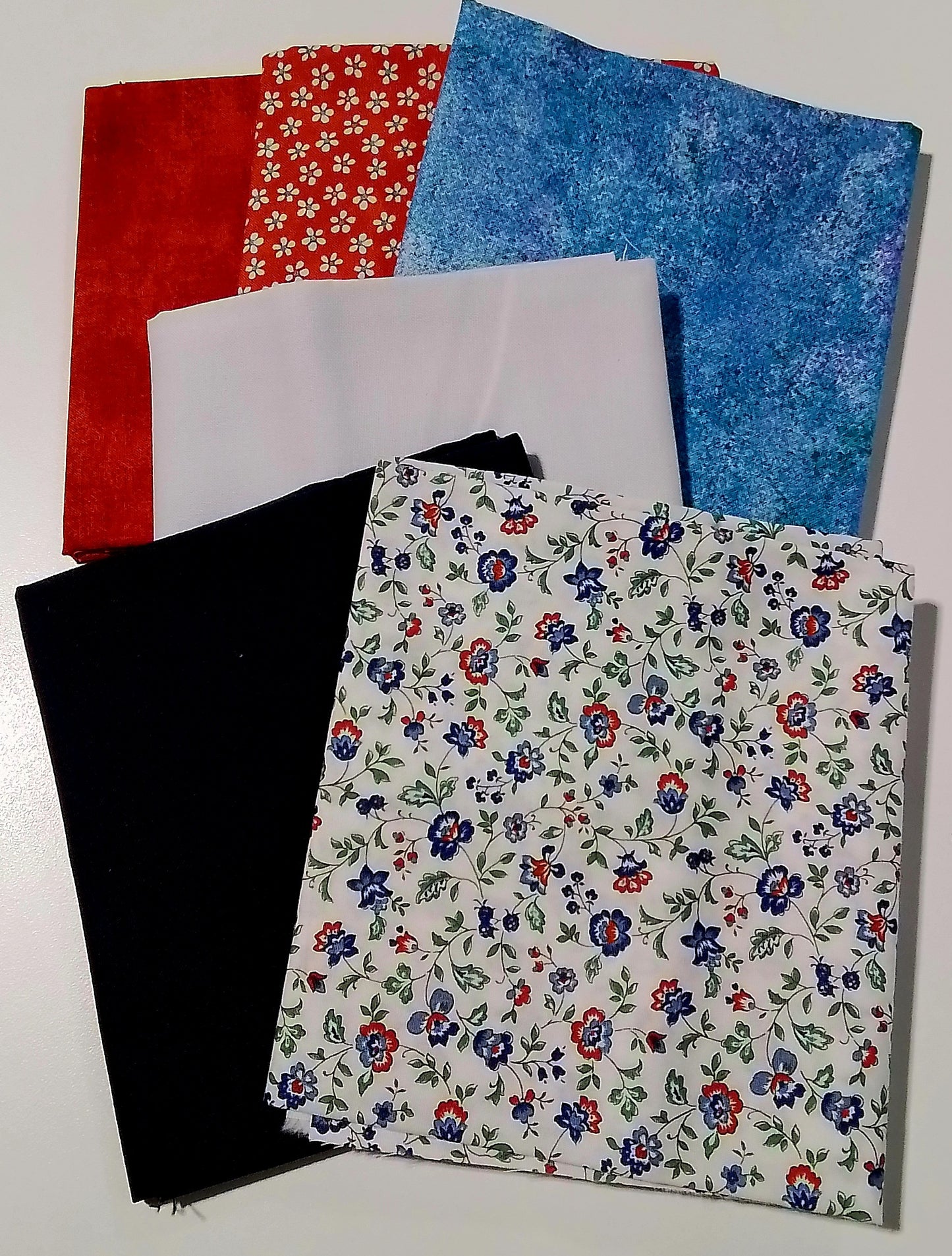 Mystery 5-0 Mini Mystery FQ Bundle Under The Stars