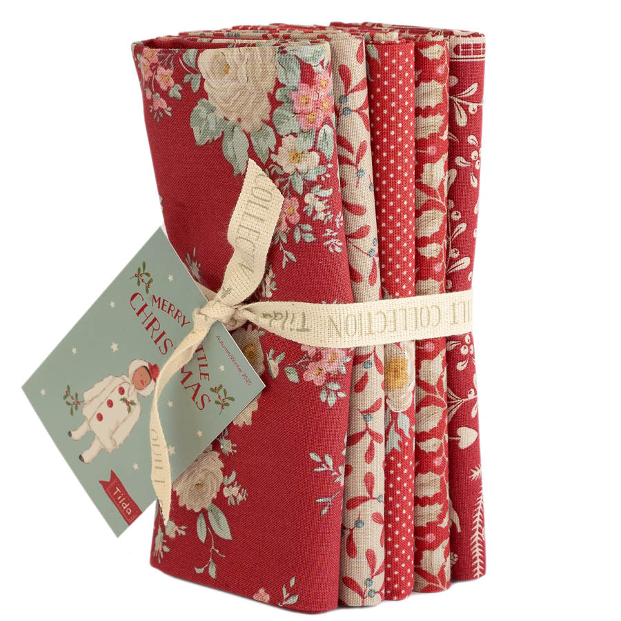 Tilda Merry Little Christmas - 5 Fat Quarter bundle Red