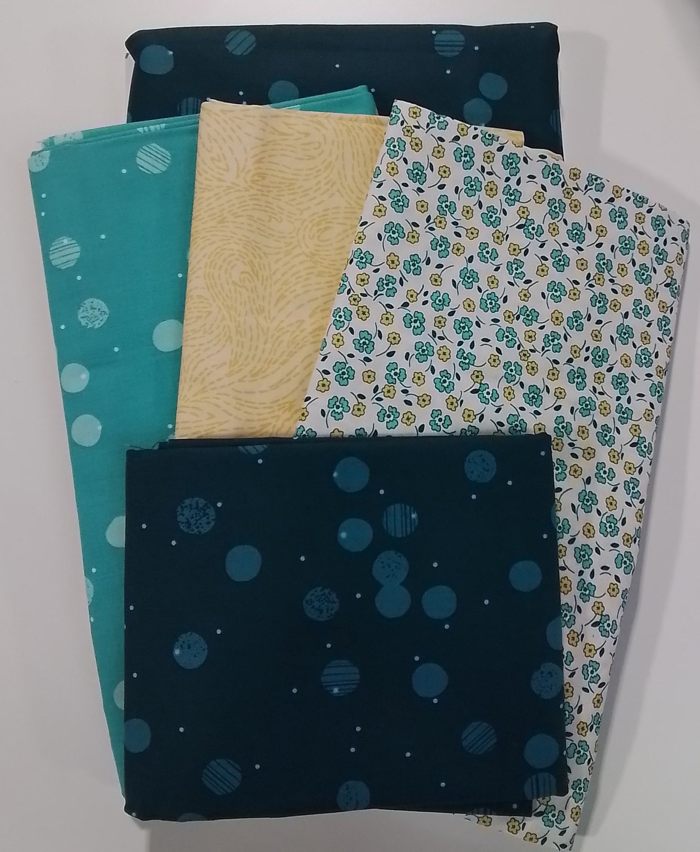 3 Yard Quilt Kit - Raindrops