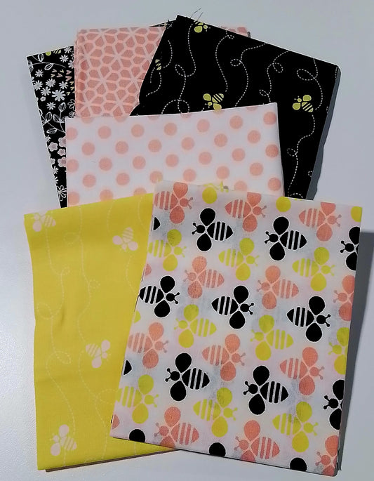 Mystery 5-0 Mini Mystery FQ Bundle - Let it Bee