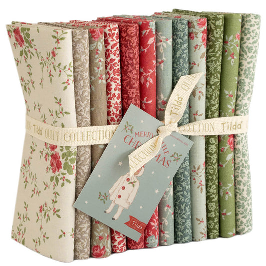 Tilda Merry Little Christmas - 12 Fat Quarter bundle Blenders